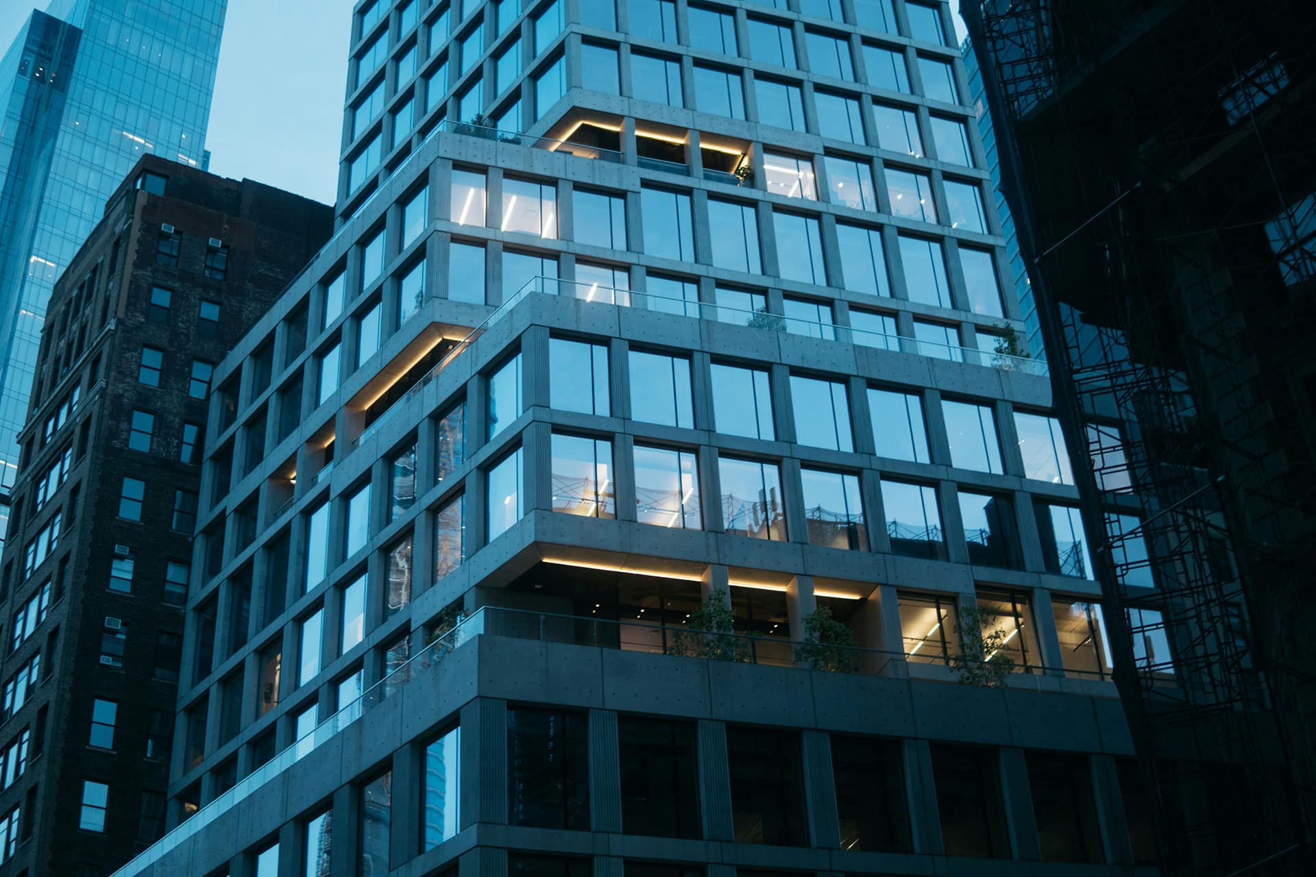 The Importance of Crane Hire for Commercial Glazing Projects