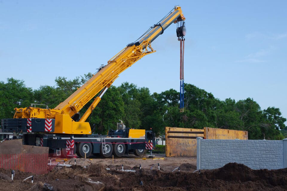 How to Choose the Right Crane for Residential & Commercial Projects in the South East